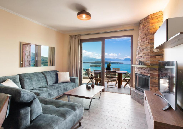 180 VILLAS, Νυδρί 